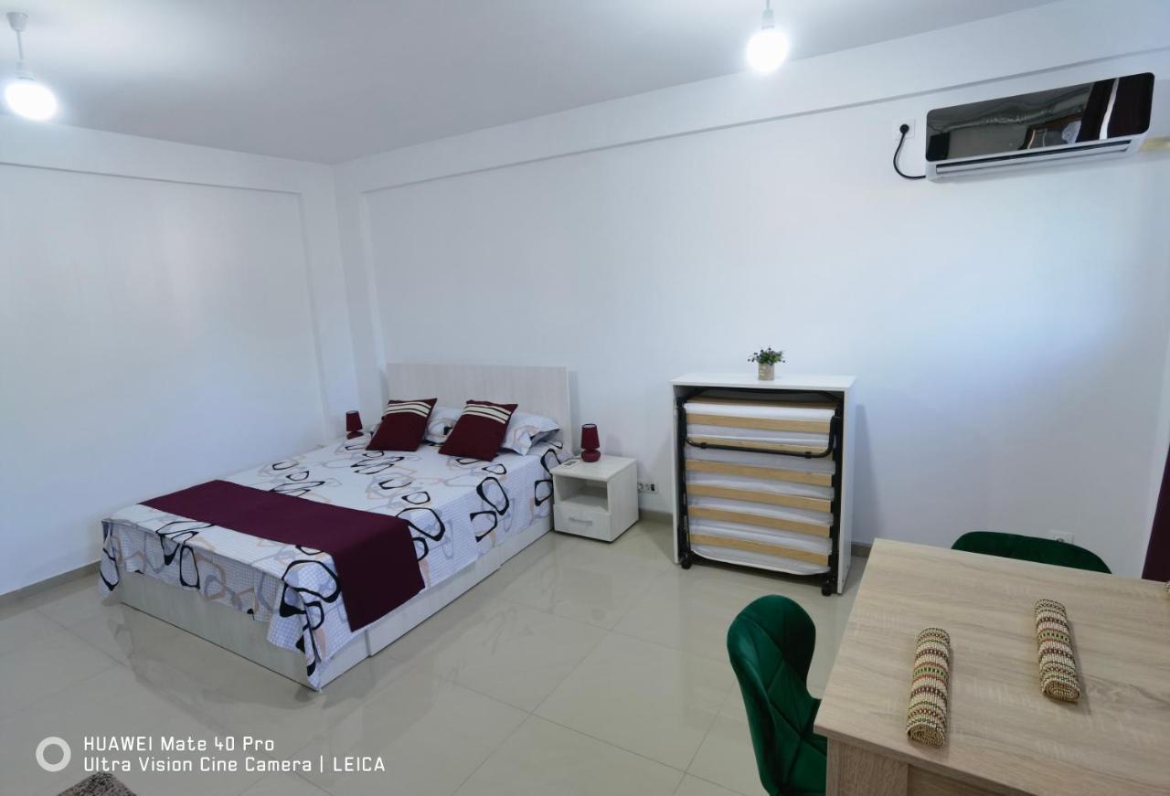 Garsoniera De La Mare Appartement Mangalia Buitenkant foto