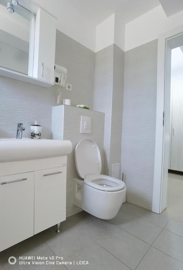 Garsoniera De La Mare Appartement Mangalia Buitenkant foto